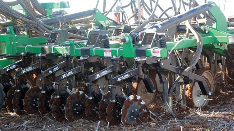 Coulters: 3 Reasons Why Your Seeder Needs Them